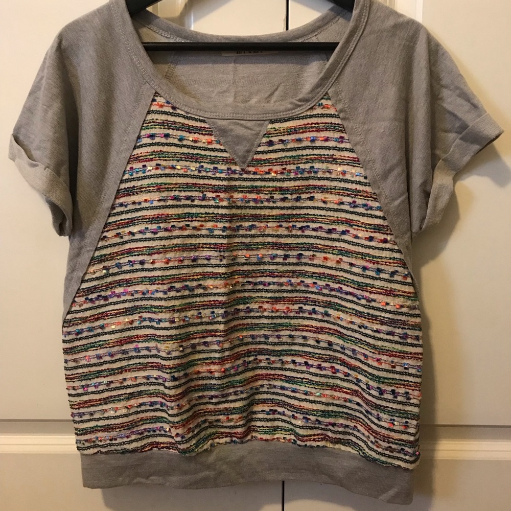 Short sleeve sweater